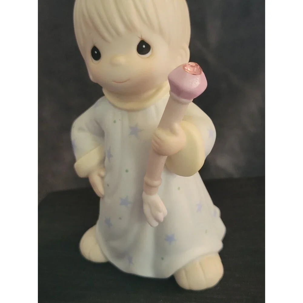 1995 Precious Moments "A Prince of a Guy" Figurine #526037 - Picture 5 of 9